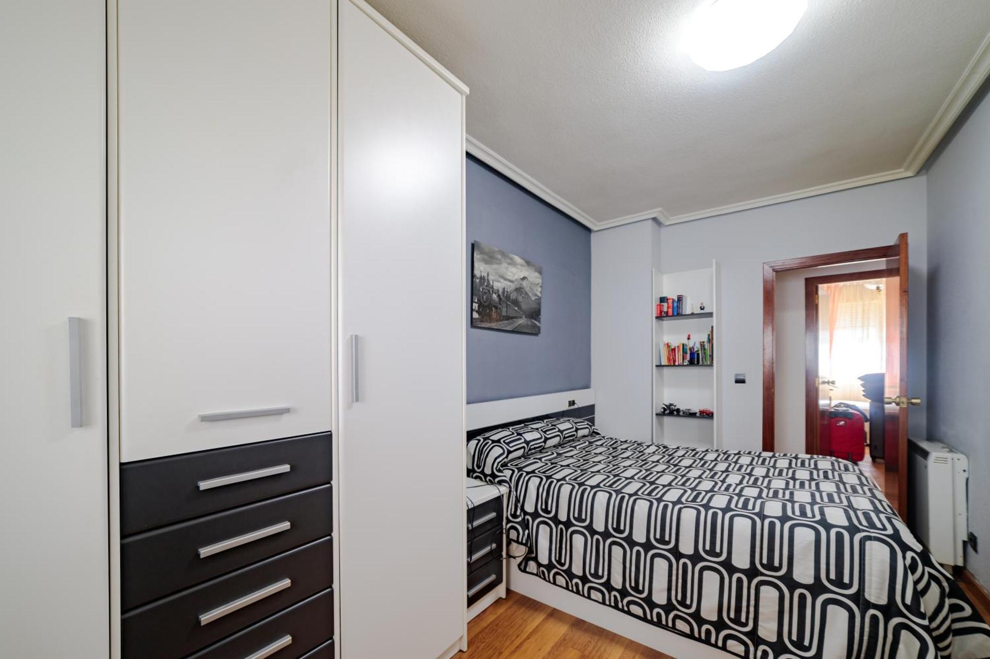 El Soto Apartment